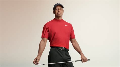 Tiger Woods mockneck style